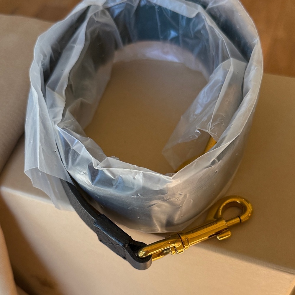 Burberry Marais Black and Yellow Large Bag - Picture 10 of 14